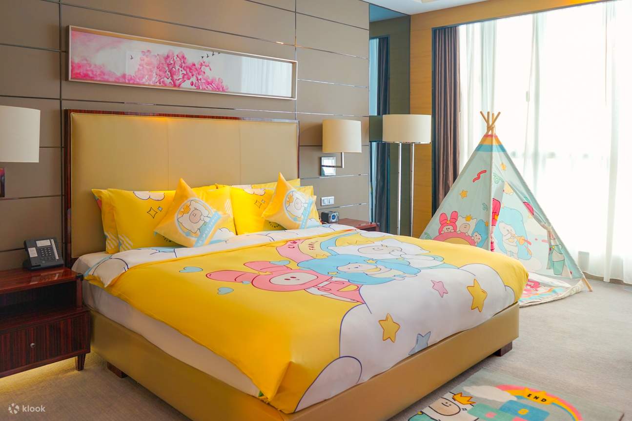 Camera genitore-figlio a tema familiare Crown